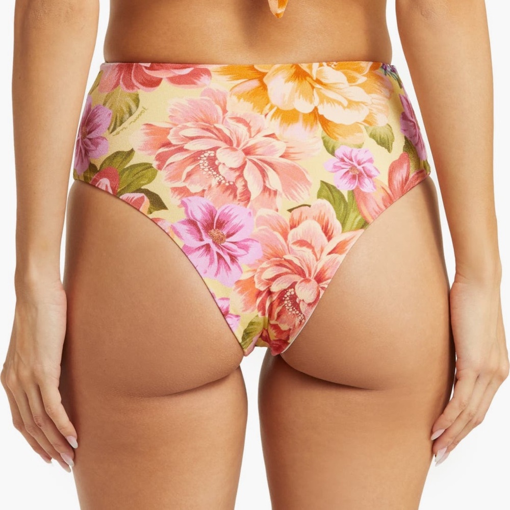 FARM Rio Floral Bikini Bottom - Multicolor - Picture 9 of 11